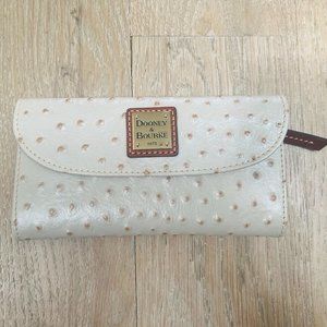 Ostrich Continental Clutch